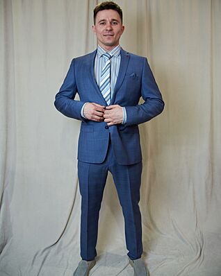 Костюм